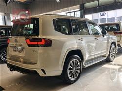 تۆیۆتا لاند کروزەر